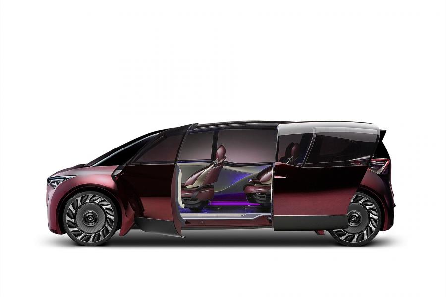  Toyota Fine-Comfort Ride 2017 года  (фото 1 из 19)